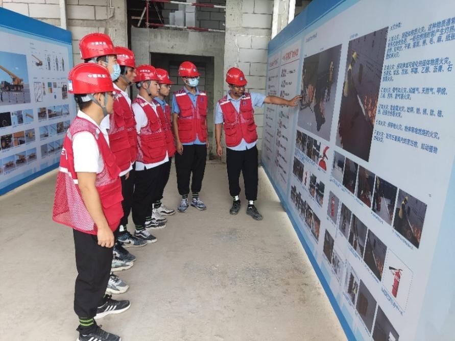 中建八局装饰公司西北分公司西安咸阳国际机场三期精装修项目建设再加速！